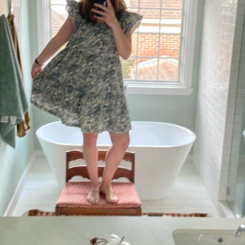 Square neck floral print flutter sleeve dress